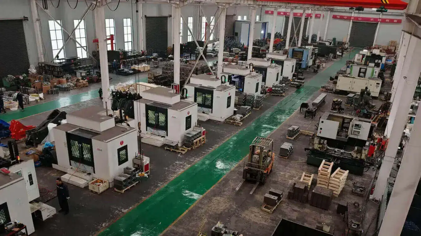 ARTUS-HYDRAULIC-BREAKER-FACTORY-WORKSHOP-BUILDING-INNER-AEROVIEW